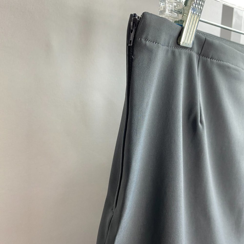NWT Boat Bum Skort Liquid Yacht Wear sz 8 Asphalt Gray Skirt - Picture 7 of 8